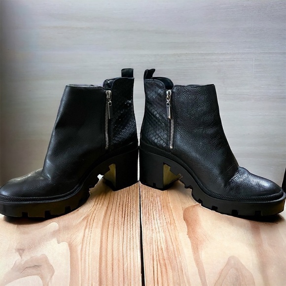 GB the Change, the So-Lution Sustainable Leather Chunky Lug Sole Booties. - Picture 1 of 10